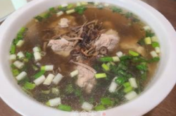 茶树菇排骨汤,滋补养生，美味佳肴的完美融合