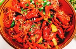 香辣小龙虾的做法大全,家常美味，麻辣鲜香，一网打尽做法大全