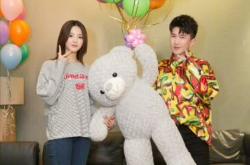 娱乐吃瓜主题背景图,揭秘明星幕后那些事儿